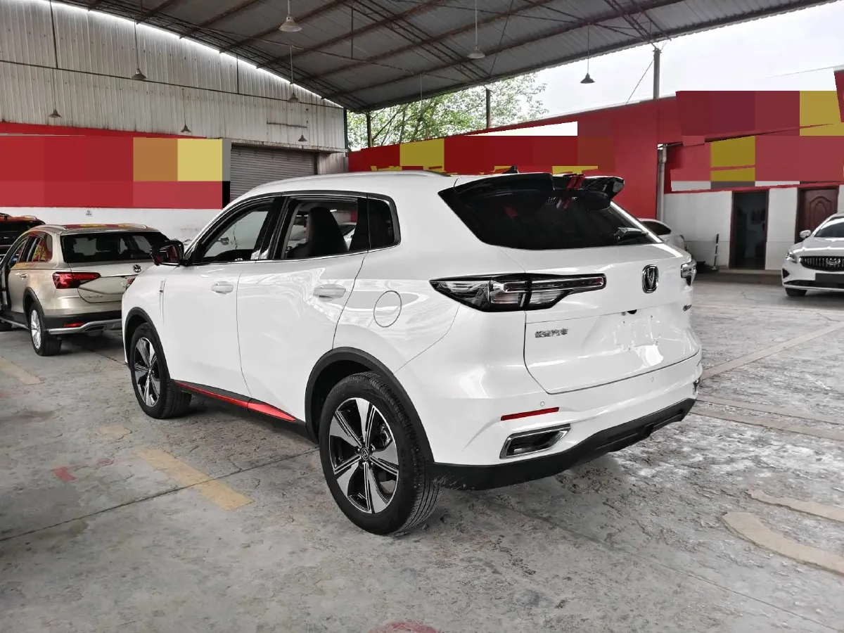 2022 ChangAn Oshan X7 Plus 1.5T 188HP L4 7DCT,autocango,china used car exporter,china ev exporter,chinese used car exporter,chinese used ev exporter