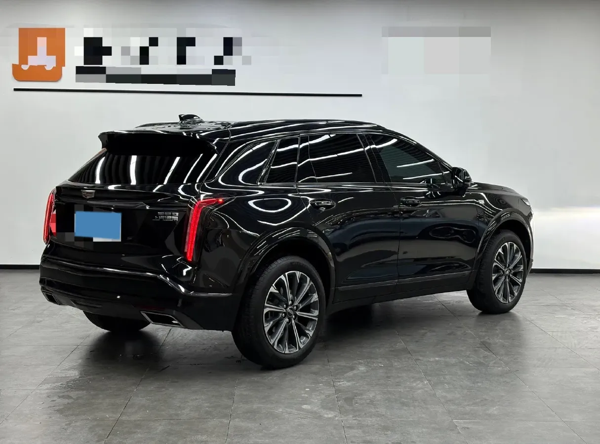 2025 Cadillac XT5 2.0T 237HP L4 9AT,autocango,china used car exporter,china ev exporter,chinese used car exporter,chinese used ev exporter