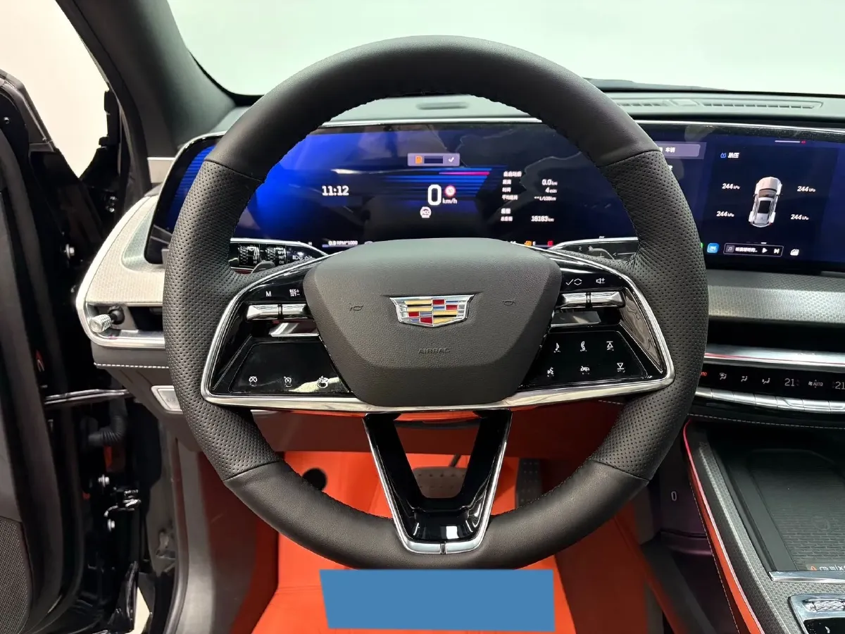 2025 Cadillac XT5 2.0T 237HP L4 9AT,autocango,china used car exporter,china ev exporter,chinese used car exporter,chinese used ev exporter