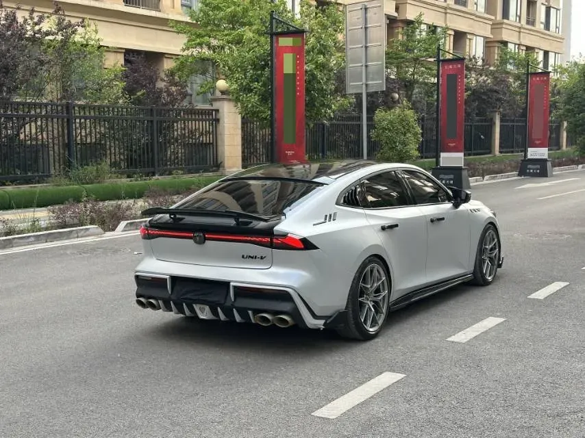 2023 ChangAn UNI-V 1.5T 188HP L4 7DCT,autocango,china used car exporter,china ev exporter,chinese used car exporter,chinese used ev exporter