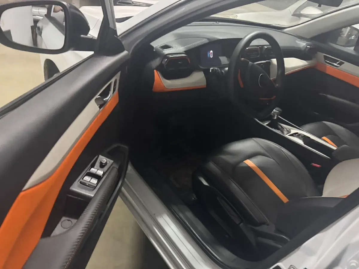 2023 DongFeng Aeolus YiXuan 1.5L 125HP L4 6DCT,autocango,china used car exporter,china ev exporter,chinese used car exporter,chinese used ev exporter