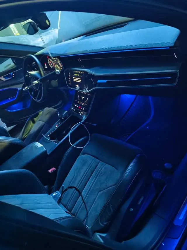 2020 Audi A6L 2.0T 190HP L4 7DCT,autocango,china used car exporter,china ev exporter,chinese used car exporter,chinese used ev exporter