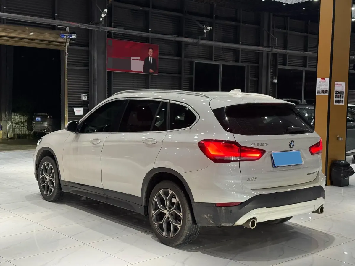 2022 BMW X1 2.0T 192HP L4 7DCT,autocango,china used car exporter,china ev exporter,chinese used car exporter,chinese used ev exporter