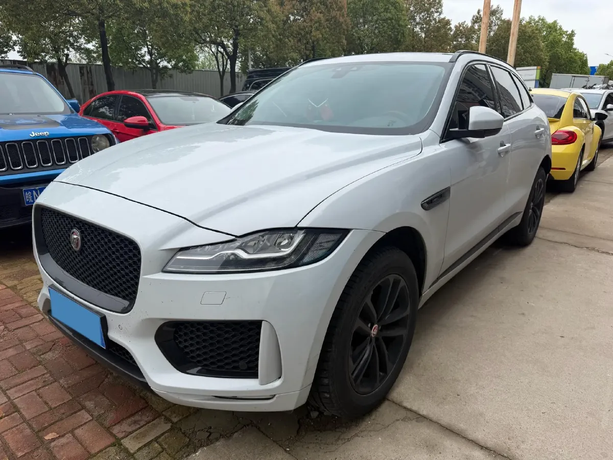 2020 Jaguar F-PACE 2.0T 250HP L4 8AT,autocango,china used car exporter,china ev exporter,chinese used car exporter,chinese used ev exporter