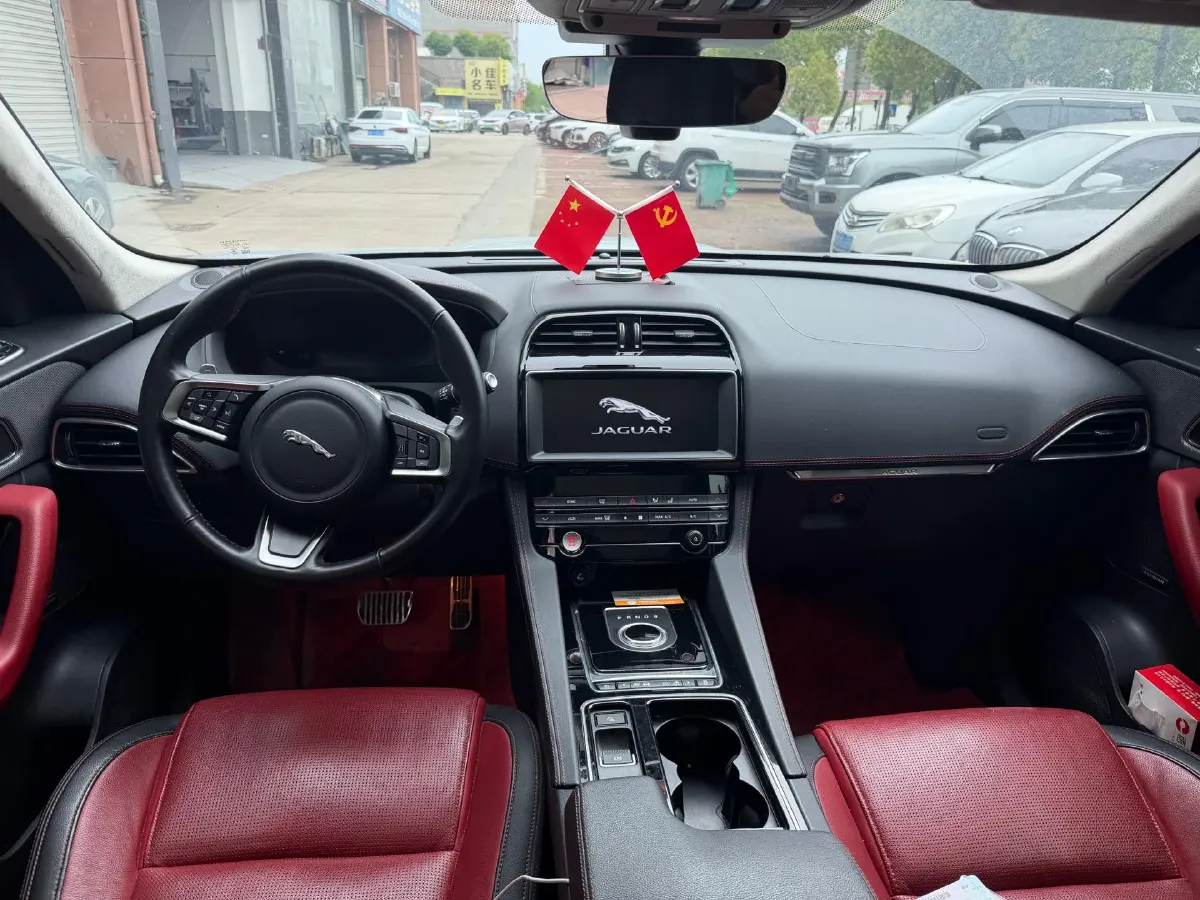 2020 Jaguar F-PACE 2.0T 250HP L4 8AT,autocango,china used car exporter,china ev exporter,chinese used car exporter,chinese used ev exporter