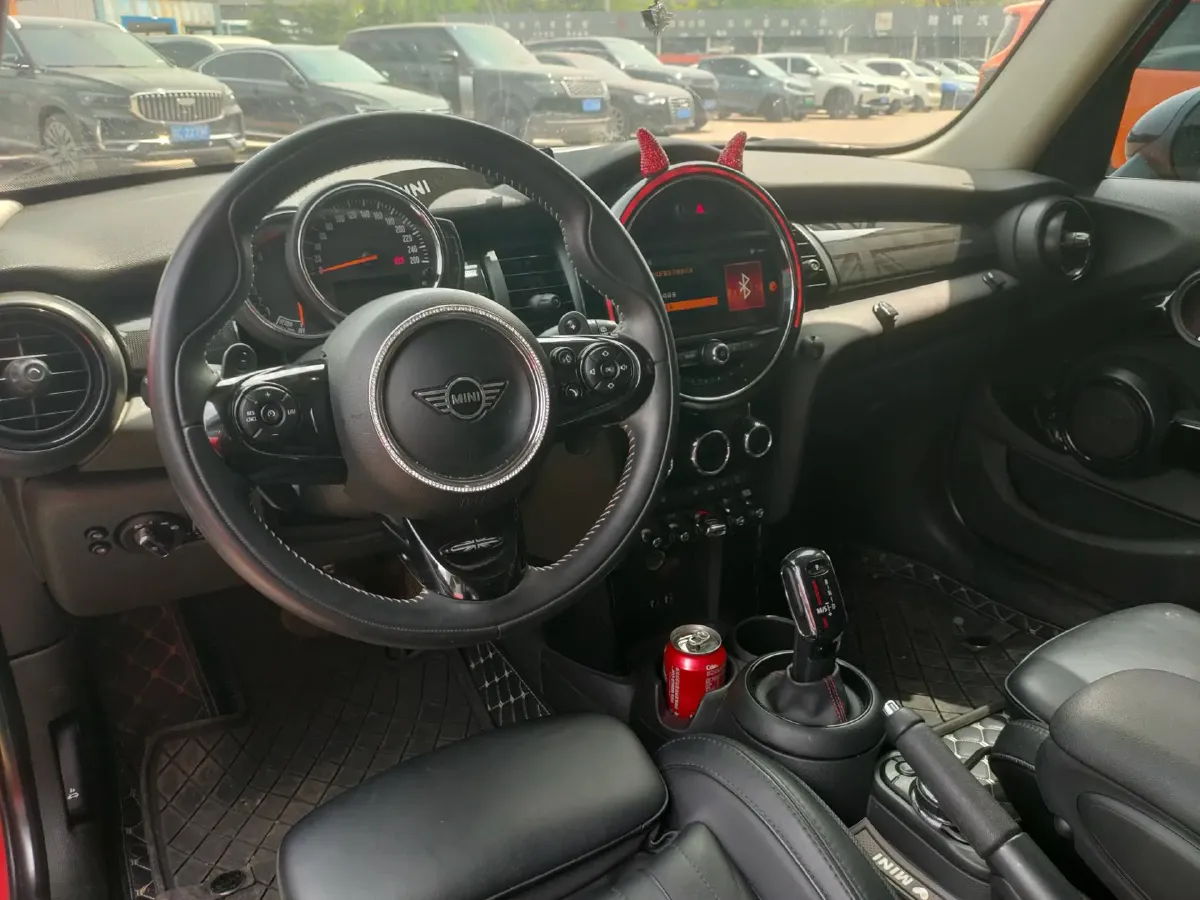 2019 MINI MINI 2.0T 192HP L4 7DCT,autocango,china used car exporter,china ev exporter,chinese used car exporter,chinese used ev exporter