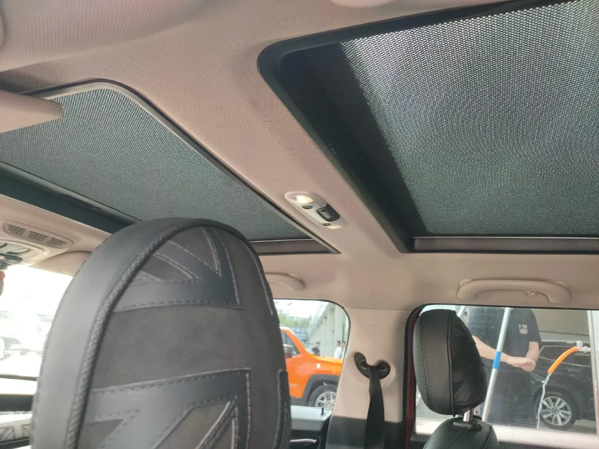 2019 MINI MINI 2.0T 192HP L4 7DCT,autocango,china used car exporter,china ev exporter,chinese used car exporter,chinese used ev exporter