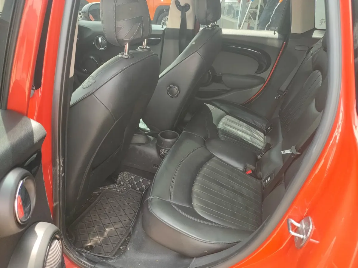 2019 MINI MINI 2.0T 192HP L4 7DCT,autocango,china used car exporter,china ev exporter,chinese used car exporter,chinese used ev exporter