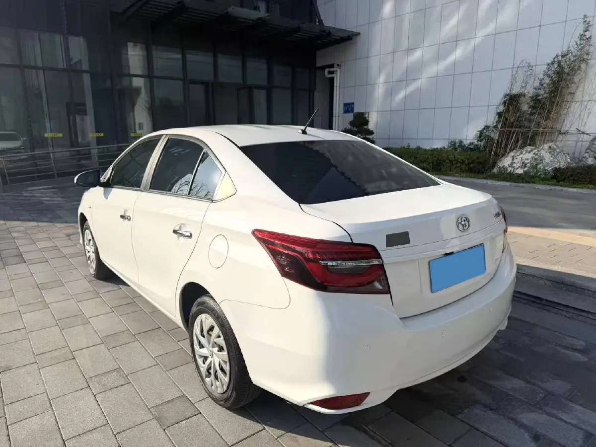 2022 Toyota Vios 1.5L 112HP L4 CVT,autocango,china used car exporter,china ev exporter,chinese used car exporter,chinese used ev exporter
