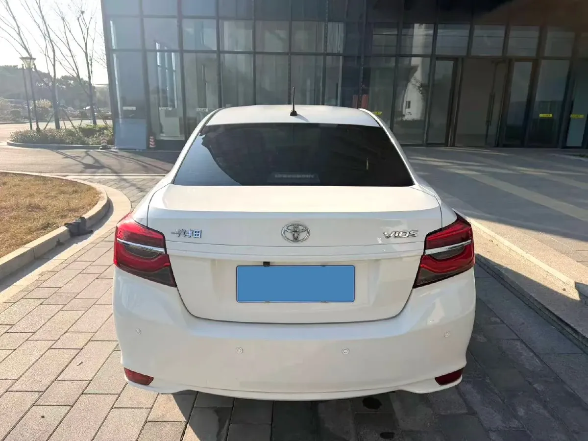 2022 Toyota Vios 1.5L 112HP L4 CVT,autocango,china used car exporter,china ev exporter,chinese used car exporter,chinese used ev exporter