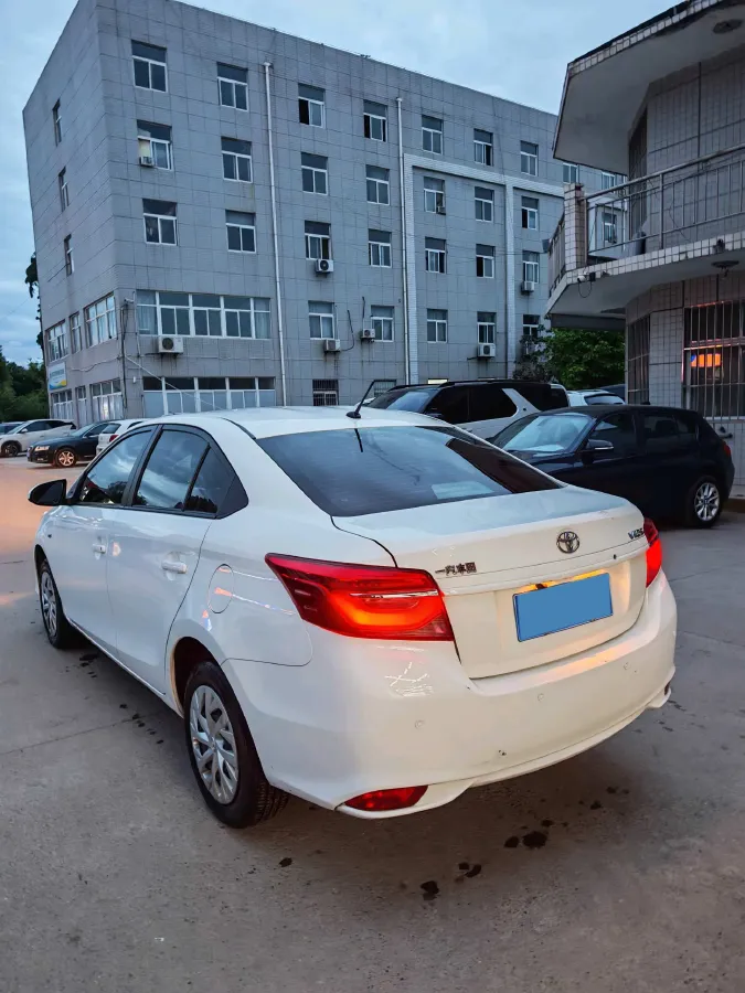 2021 Toyota Vios 1.5L 112HP L4 CVT,autocango,china used car exporter,china ev exporter,chinese used car exporter,chinese used ev exporter