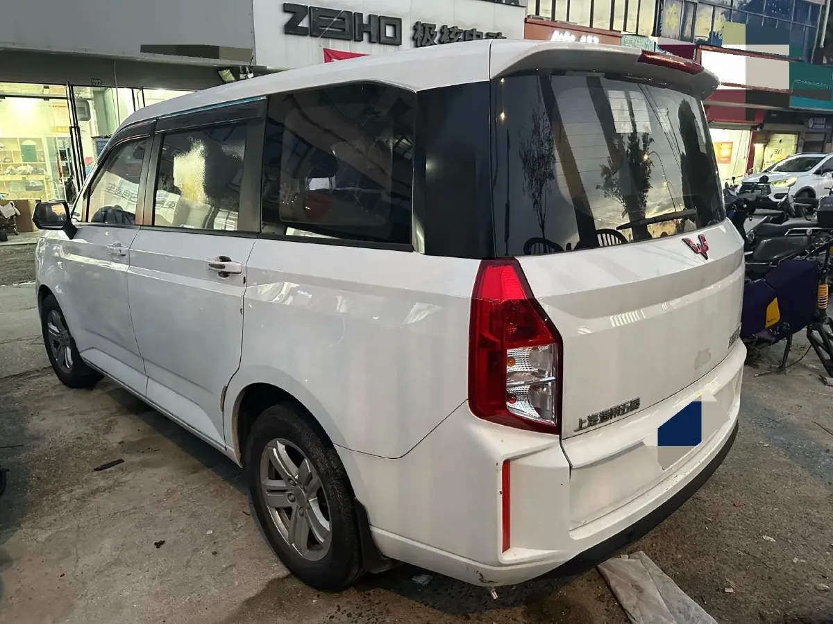 2019 WuLing HongGuang Plus 1.5T 147HP L4 6MT,autocango,china used car exporter,china ev exporter,chinese used car exporter,chinese used ev exporter