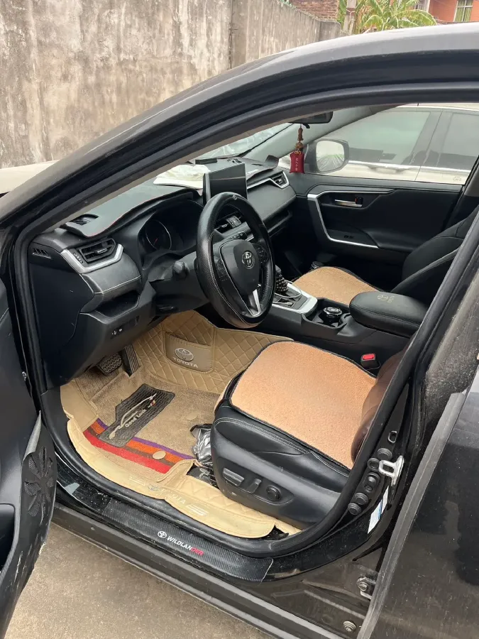 2021 Toyota Wildlander 2.0L 171HP L4 CVT,autocango,china used car exporter,china ev exporter,chinese used car exporter,chinese used ev exporter