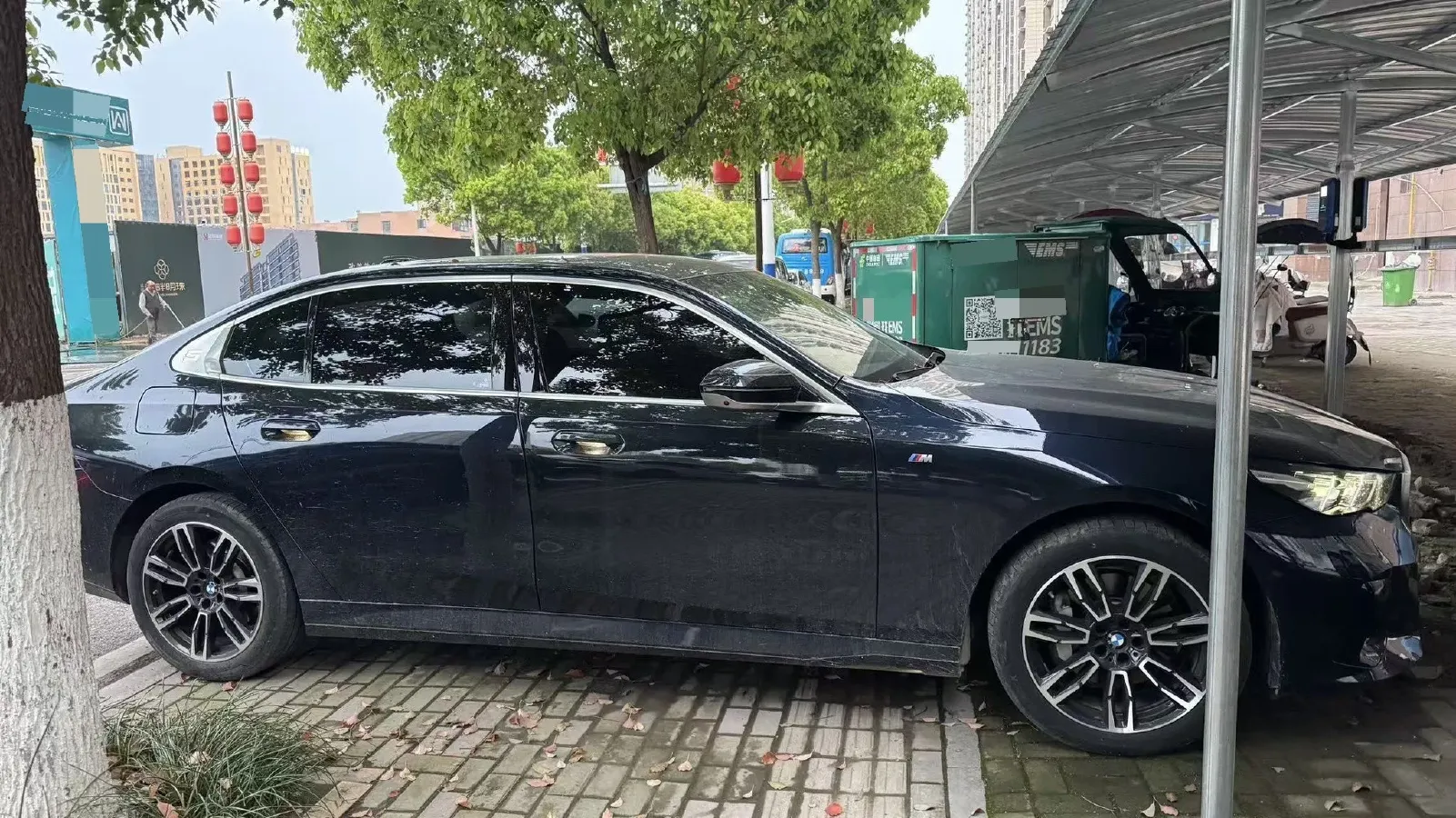 2025 BMW 5 Series 2.0T 258HP L4 8AT,autocango,china used car exporter,china ev exporter,chinese used car exporter,chinese used ev exporter