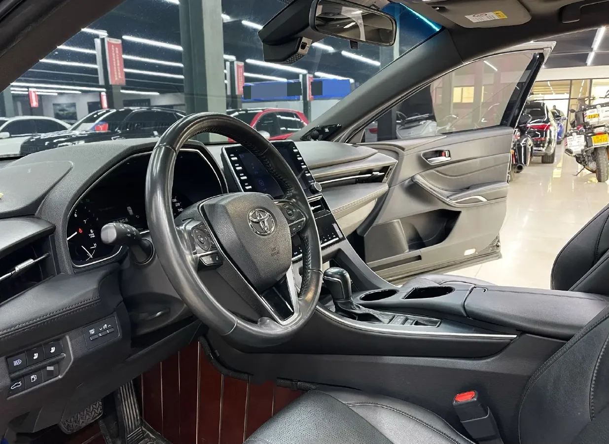2021 Toyota Avalon 2.5L 209HP L4 8AT,autocango,china used car exporter,china ev exporter,chinese used car exporter,chinese used ev exporter