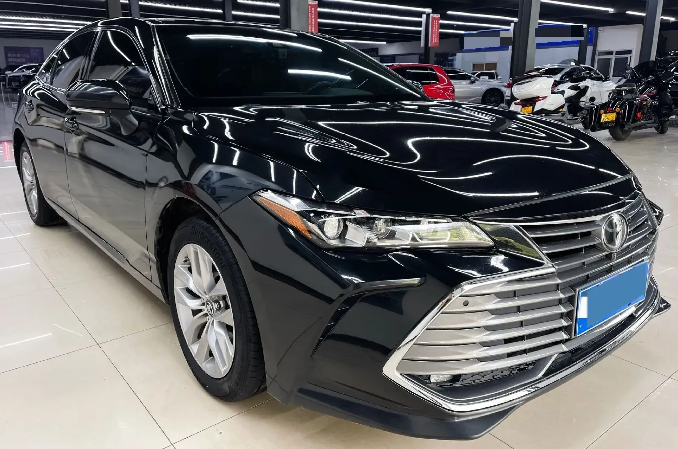 2021 Toyota Avalon 2.5L 209HP L4 8AT,autocango,china used car exporter,china ev exporter,chinese used car exporter,chinese used ev exporter