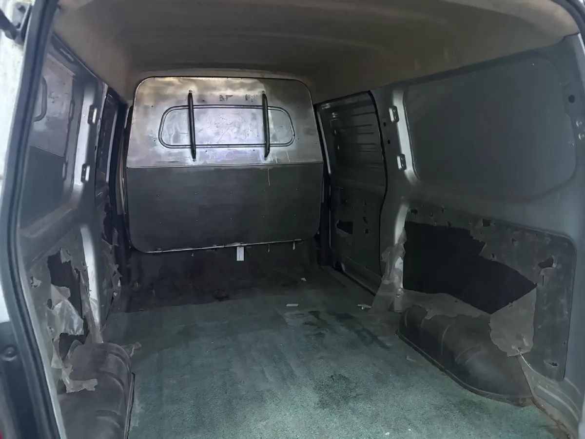 2019 WuLing RongGuang 1.2L 82HP L4 5MT,autocango,china used car exporter,china ev exporter,chinese used car exporter,chinese used ev exporter