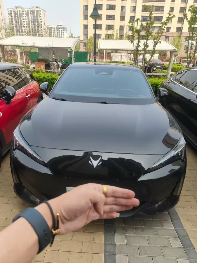 2024 ARCFOX αT5 BEV 79.2KWH,autocango,china used car exporter,china ev exporter,chinese used car exporter,chinese used ev exporter