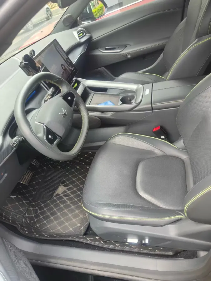 2024 ARCFOX αT5 BEV 79.2KWH,autocango,china used car exporter,china ev exporter,chinese used car exporter,chinese used ev exporter