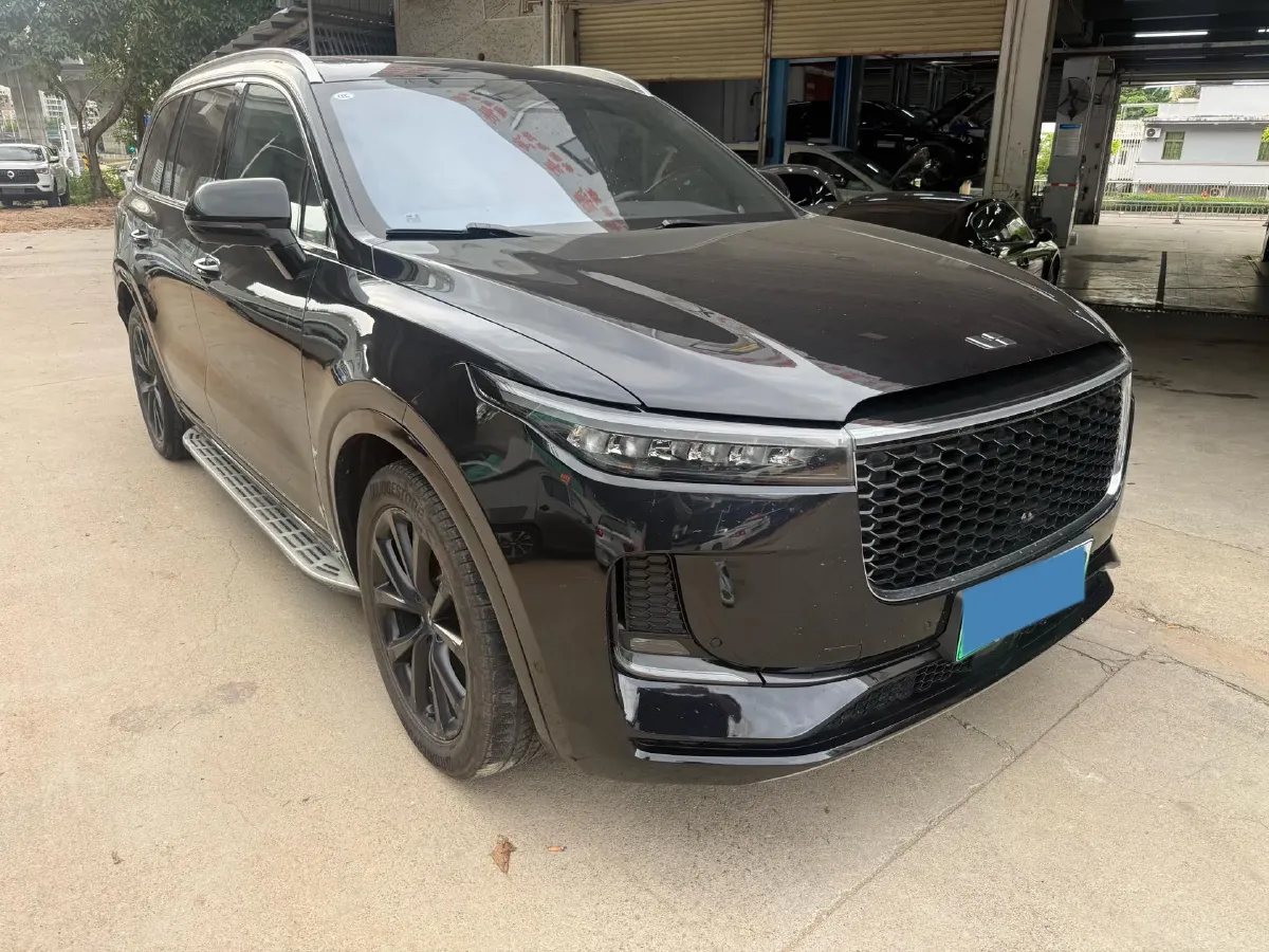2021 Li ONE Range Extended 131HP REEV 40.5KWH,autocango,china used car exporter,china ev exporter,chinese used car exporter,chinese used ev exporter