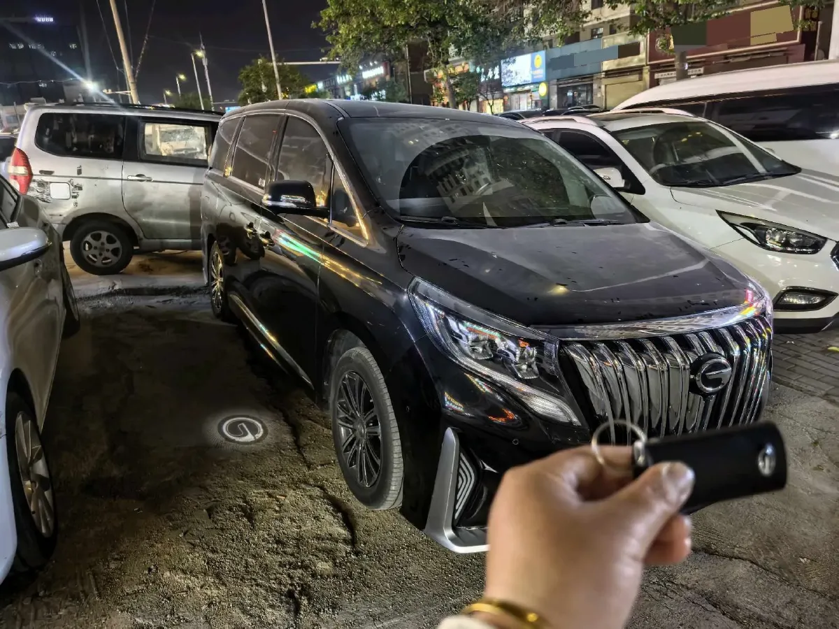 2021 GAC Trumpchi M8 2.0T 252HP L4 8AT,autocango,china used car exporter,china ev exporter,chinese used car exporter,chinese used ev exporter