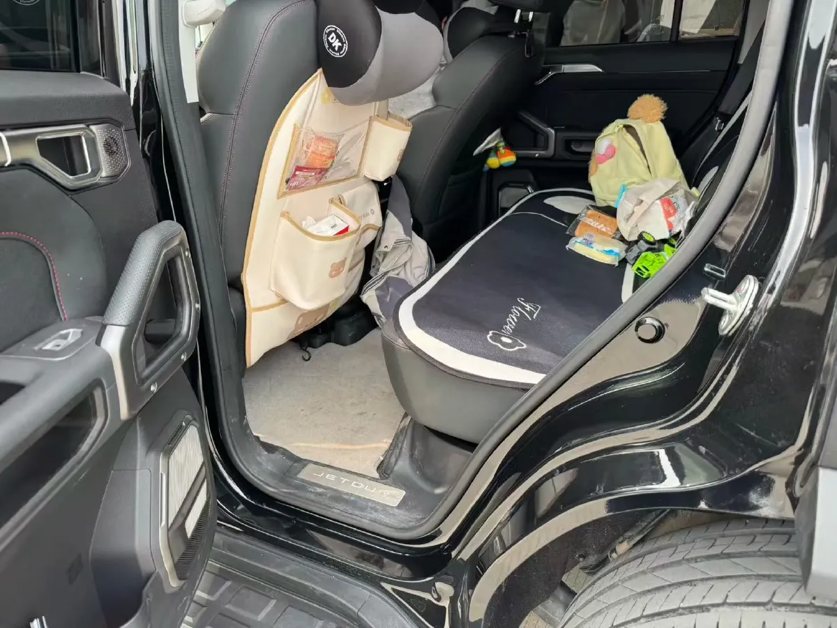 2023 Jetour Traveller 2.0T 254HP L4 7DCT,autocango,china used car exporter,china ev exporter,chinese used car exporter,chinese used ev exporter