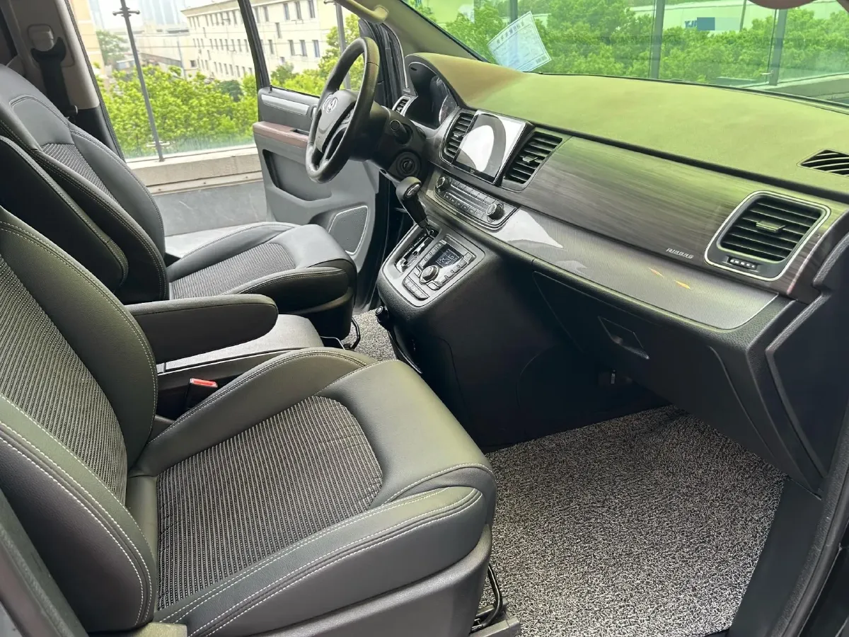 2019 Volkswagen T-Roc 1.4T 131HP L4 7DCT,autocango,china used car exporter,china ev exporter,chinese used car exporter,chinese used ev exporter