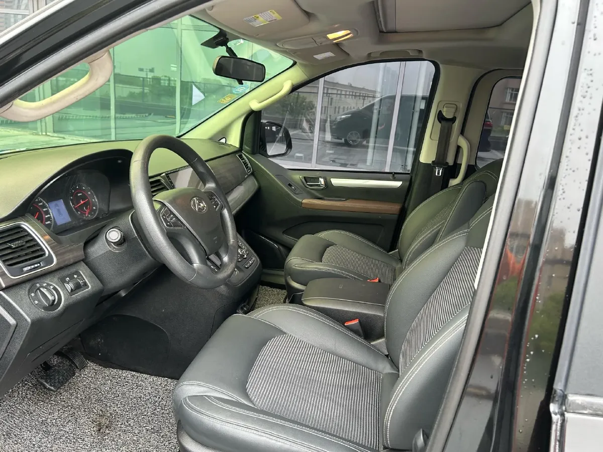 2019 Volkswagen T-Roc 1.4T 131HP L4 7DCT,autocango,china used car exporter,china ev exporter,chinese used car exporter,chinese used ev exporter