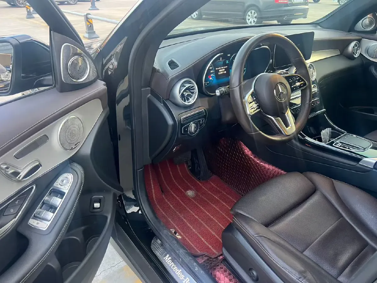 2022 Mercedes-Benz GLC Class 2.0T 197HP L4 9AT,autocango,china used car exporter,china ev exporter,chinese used car exporter,chinese used ev exporter