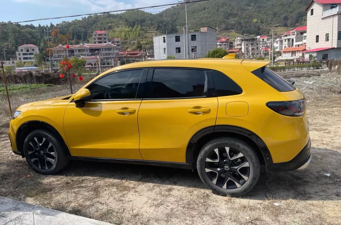 2022 Honda ZR-V 1.5T 182HP L4 CVT,autocango,china used car exporter,china ev exporter,chinese used car exporter,chinese used ev exporter