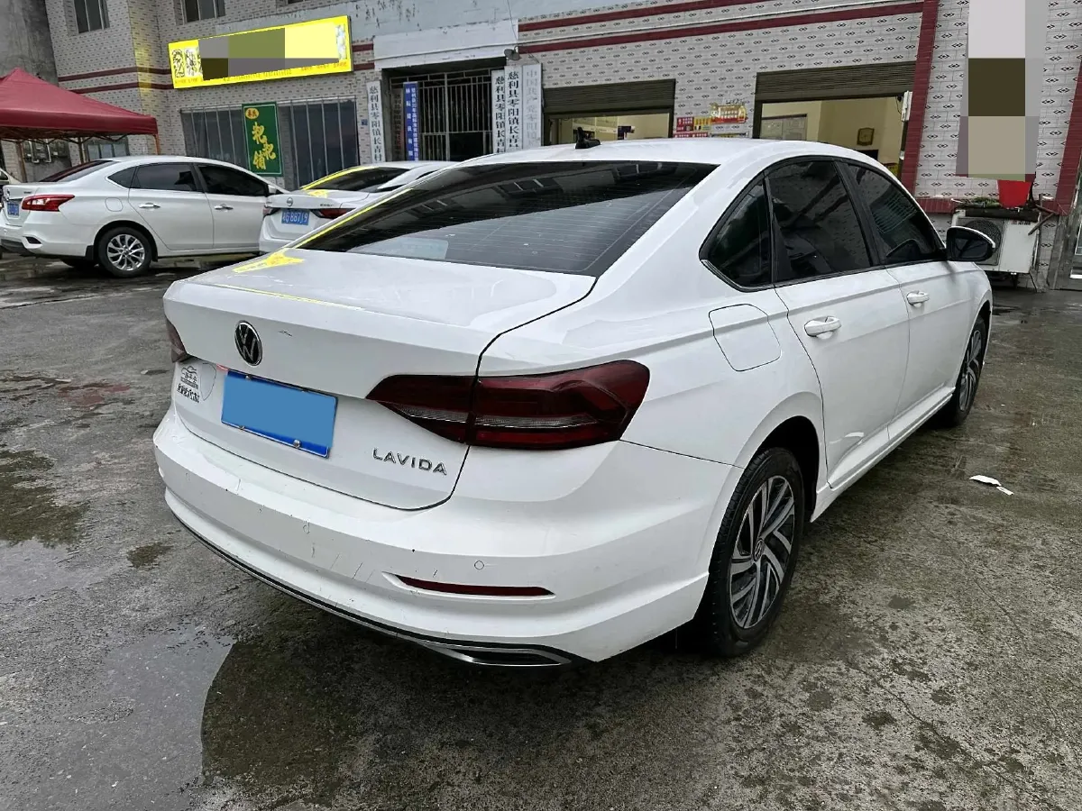 2022 Bestune B70 2.0T 224HP L4 6AT,autocango,china used car exporter,china ev exporter,chinese used car exporter,chinese used ev exporter
