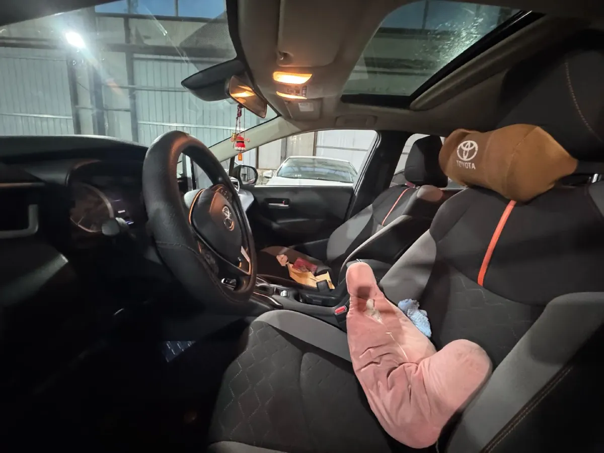 2021 Toyota Corolla 1.2T 116HP L4 CVT,autocango,china used car exporter,china ev exporter,chinese used car exporter,chinese used ev exporter