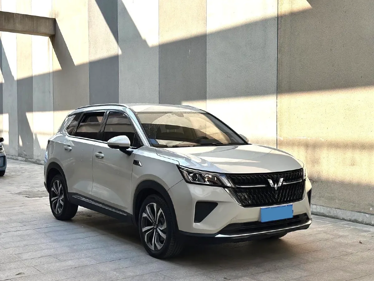 2022 WuLing XingChen 2.0L 136HP L4 1DHT Hybrid 1.8KWH,autocango,china used car exporter,china ev exporter,chinese used car exporter,chinese used ev exporter