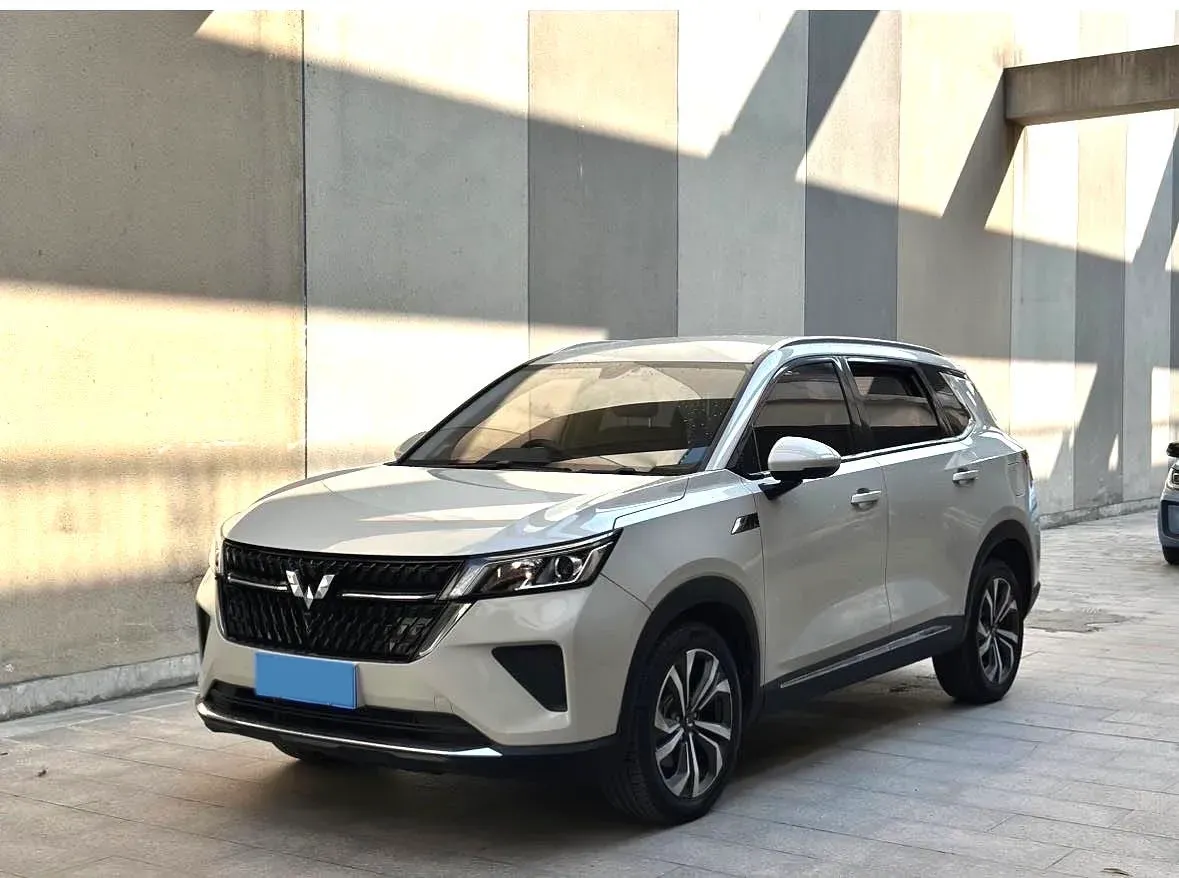 2022 WuLing XingChen 2.0L 136HP L4 1DHT Hybrid 1.8KWH,autocango,china used car exporter,china ev exporter,chinese used car exporter,chinese used ev exporter