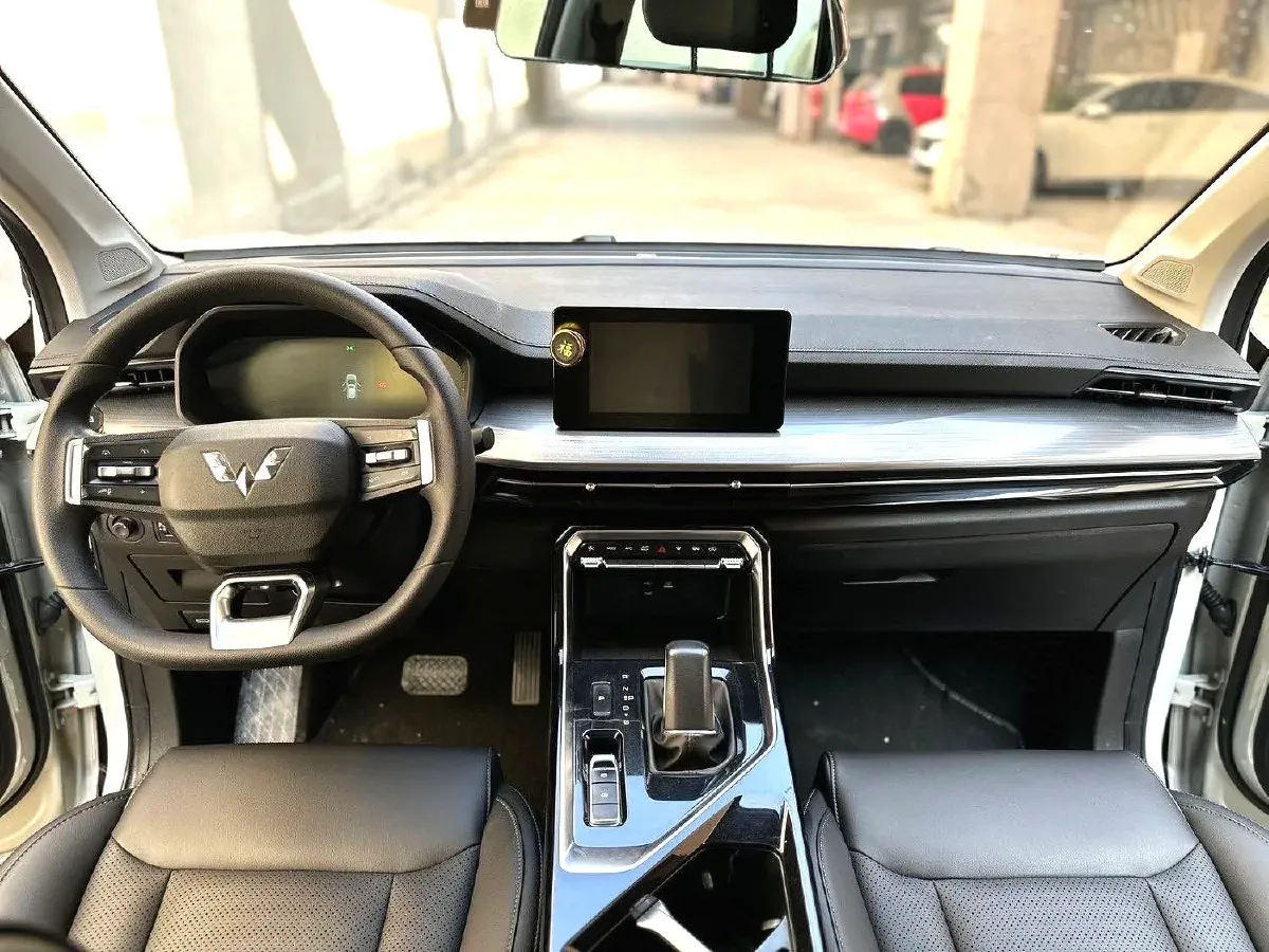 2022 WuLing XingChen 2.0L 136HP L4 1DHT Hybrid 1.8KWH,autocango,china used car exporter,china ev exporter,chinese used car exporter,chinese used ev exporter