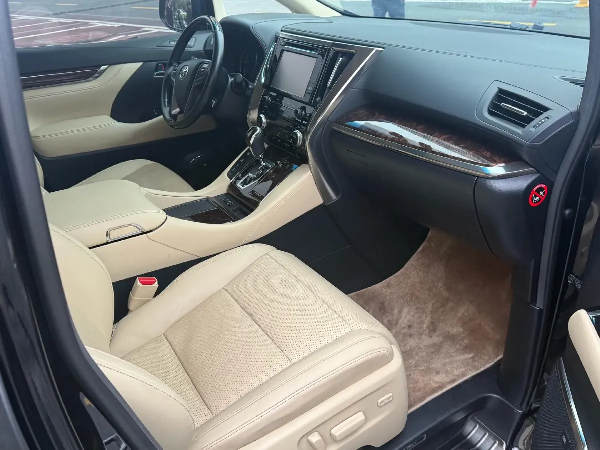 2018 Toyota Alphard 3.5L 301HP V6 8AT,autocango,china used car exporter,china ev exporter,chinese used car exporter,chinese used ev exporter