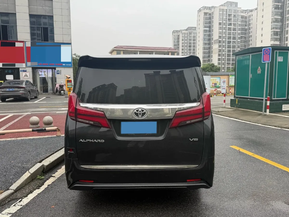 2018 Toyota Alphard 3.5L 301HP V6 8AT,autocango,china used car exporter,china ev exporter,chinese used car exporter,chinese used ev exporter