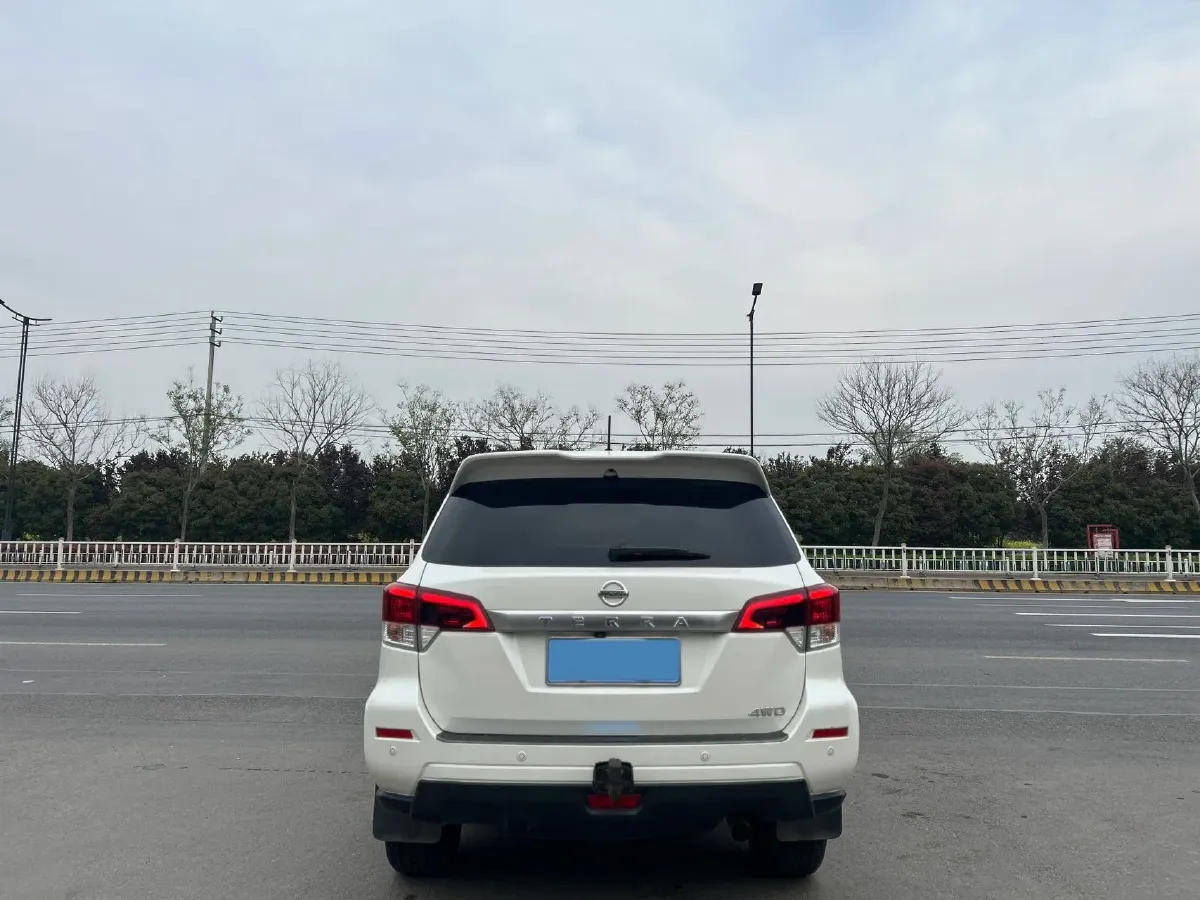 2020 Nissan Terra 2.5L 193HP L4 7AT,autocango,china used car exporter,china ev exporter,chinese used car exporter,chinese used ev exporter