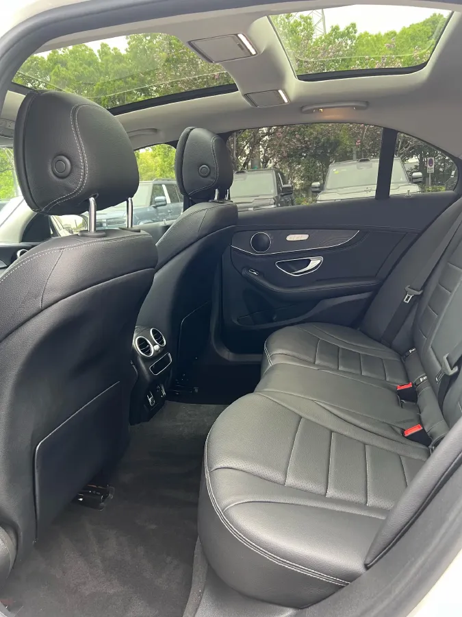 2020 Mercedes-Benz C Class 1.5T 184HP L4 9AT,autocango,china used car exporter,china ev exporter,chinese used car exporter,chinese used ev exporter