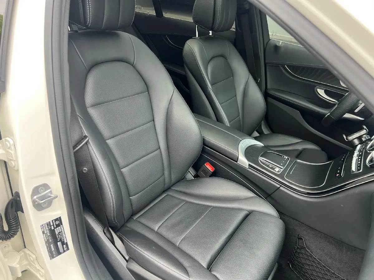 2020 Mercedes-Benz C Class 1.5T 184HP L4 9AT,autocango,china used car exporter,china ev exporter,chinese used car exporter,chinese used ev exporter