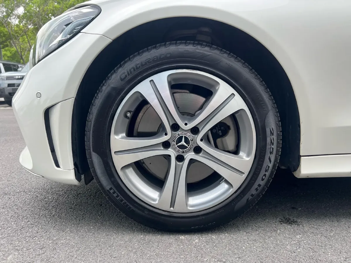 2020 Mercedes-Benz C Class 1.5T 184HP L4 9AT,autocango,china used car exporter,china ev exporter,chinese used car exporter,chinese used ev exporter