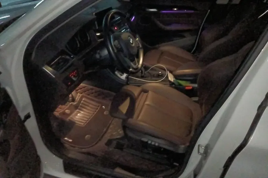 2020 BMW X1 1.5T 140HP L3 7DCT,autocango,china used car exporter,china ev exporter,chinese used car exporter,chinese used ev exporter