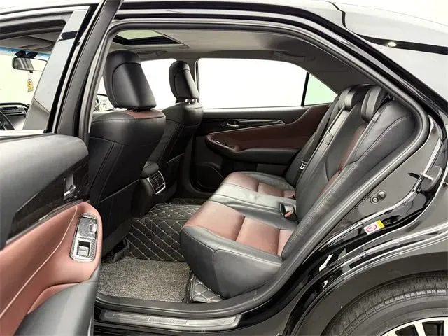 2018 Toyota Highlander 2.0T 220HP L4 6AT,autocango,china used car exporter,china ev exporter,chinese used car exporter,chinese used ev exporter