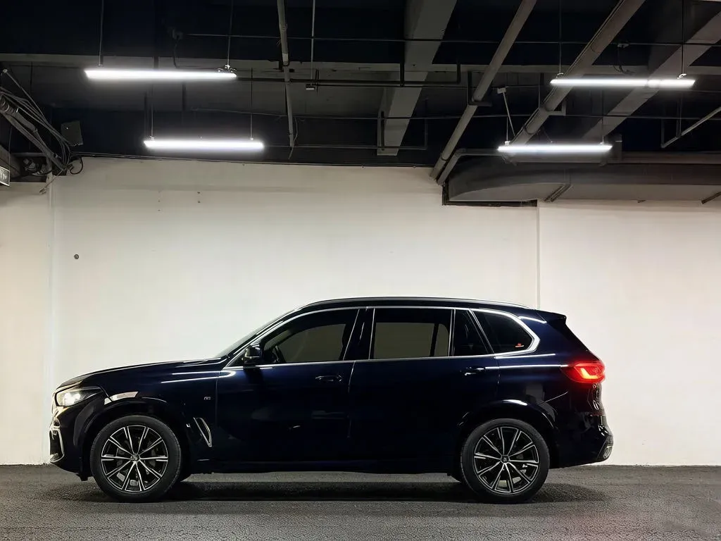 2022 BMW X5 2.0T 245HP L4 8AT,autocango,china used car exporter,china ev exporter,chinese used car exporter,chinese used ev exporter
