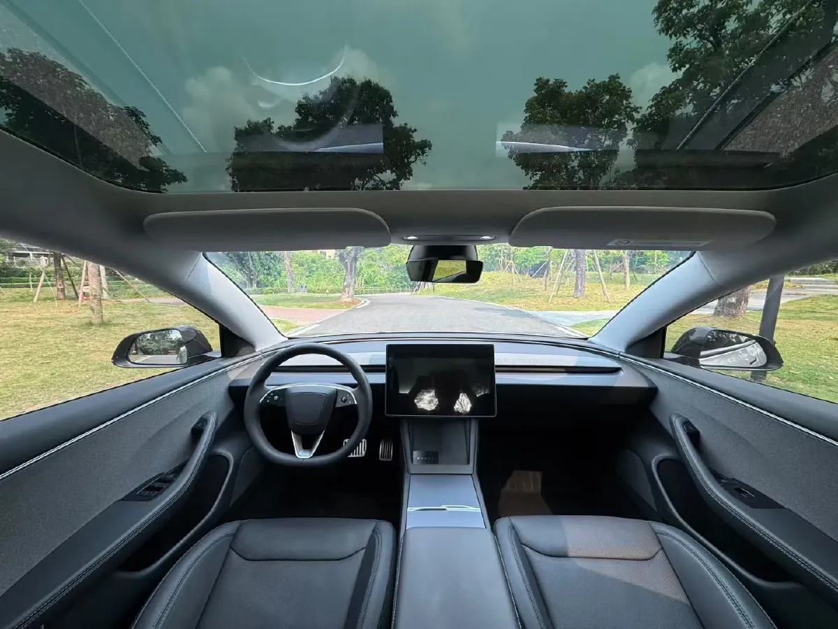 2025 Tesla Model 3 BEV,autocango,china used car exporter,china ev exporter,chinese used car exporter,chinese used ev exporter