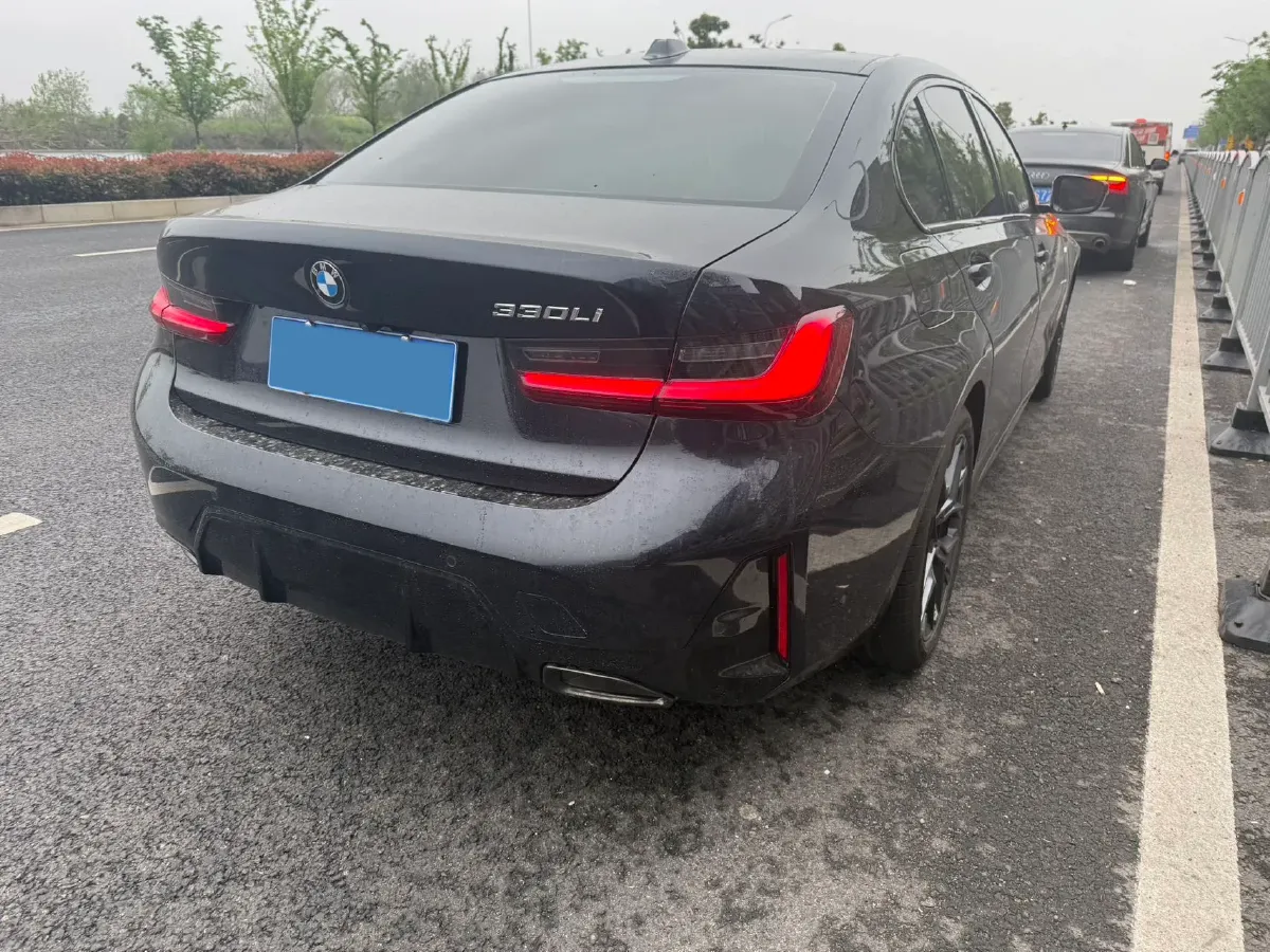 2025 BMW 3 Series 2.0T 245HP L4 8AT,autocango,china used car exporter,china ev exporter,chinese used car exporter,chinese used ev exporter