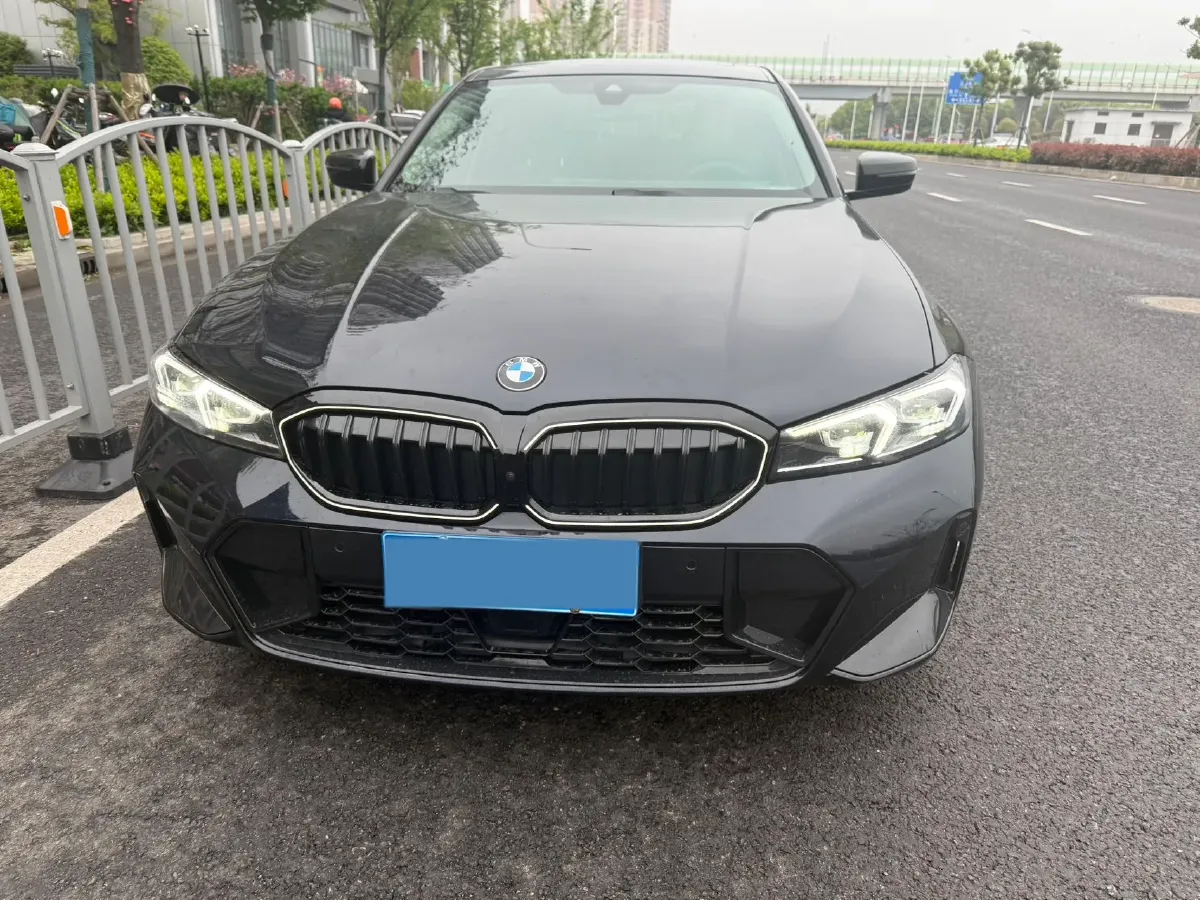 2025 BMW 3 Series 2.0T 245HP L4 8AT,autocango,china used car exporter,china ev exporter,chinese used car exporter,chinese used ev exporter