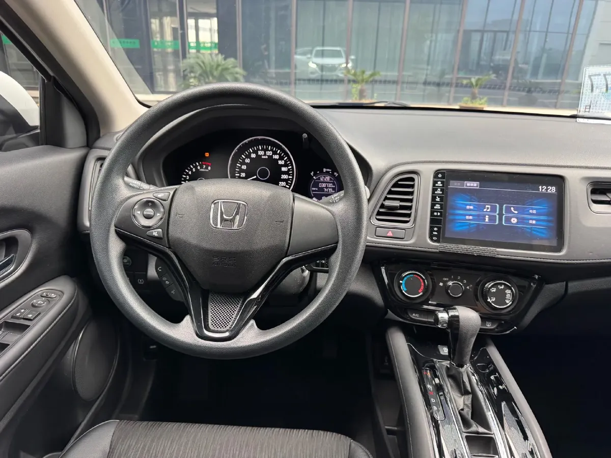 2020 Honda Vezel 1.5L 131HP L4 CVT,autocango,china used car exporter,china ev exporter,chinese used car exporter,chinese used ev exporter