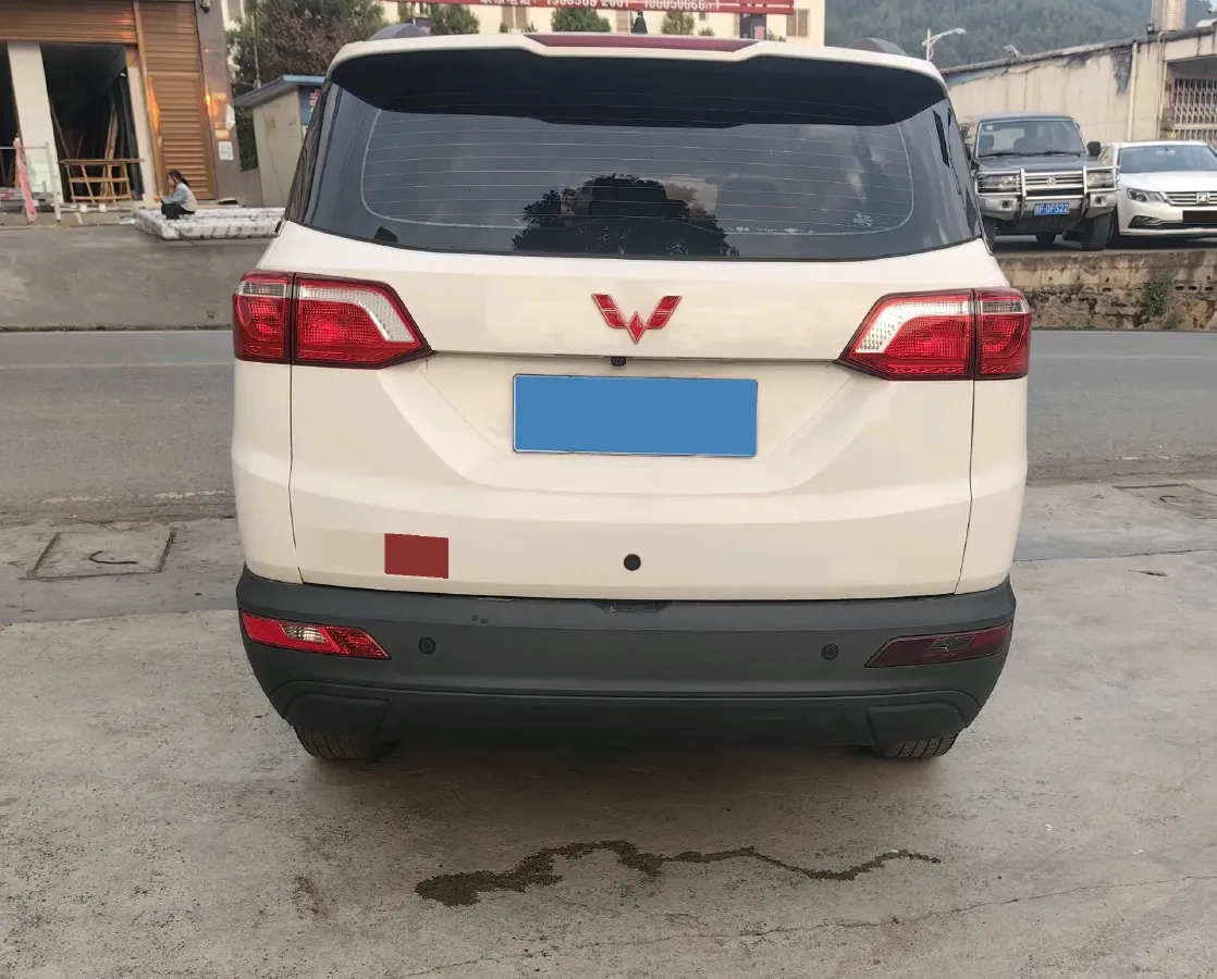 2019 WuLing HongGuang S3 1.5L 99HP L4 6MT,autocango,china used car exporter,china ev exporter,chinese used car exporter,chinese used ev exporter