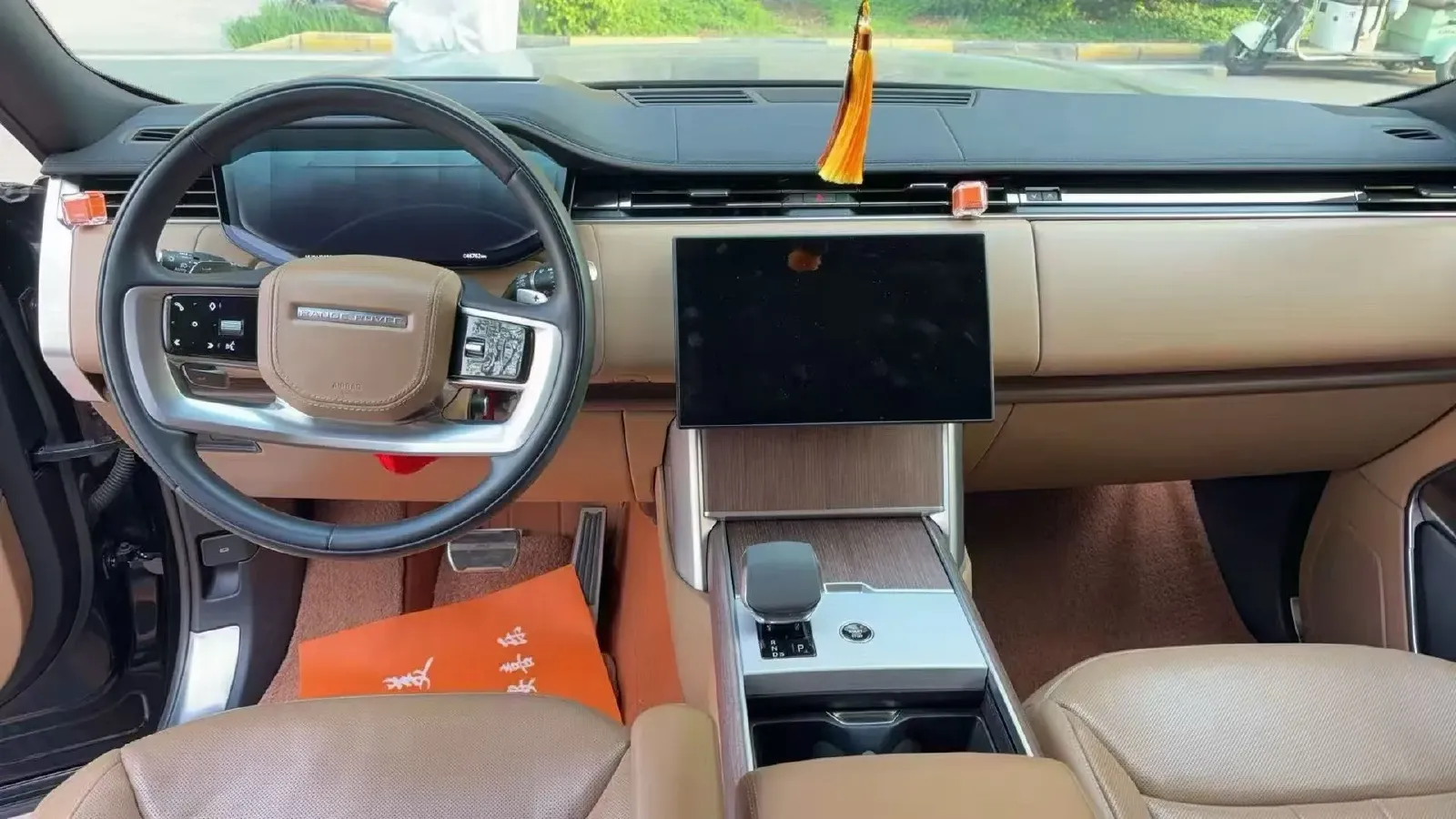 2024 Land Rover Range Rover 3.0T 400HP L6 8AT,autocango,china used car exporter,china ev exporter,chinese used car exporter,chinese used ev exporter